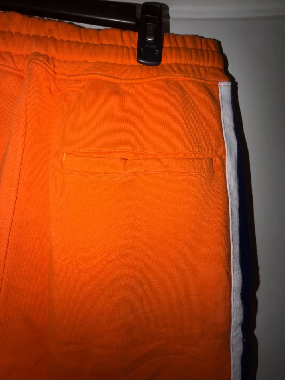 Men’s Strivers Row Stripe Jogger Pants with cuff detail. Sz L